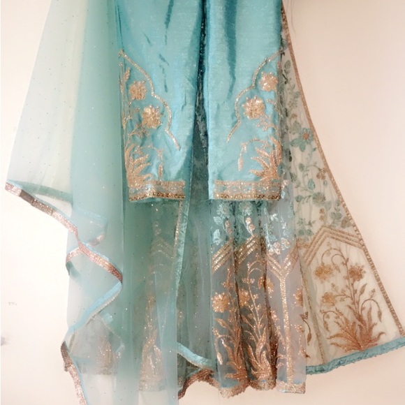 Designer Anarkali - Picture 9 of 10